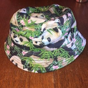Reversible Black and Panda Print Bucket Hat